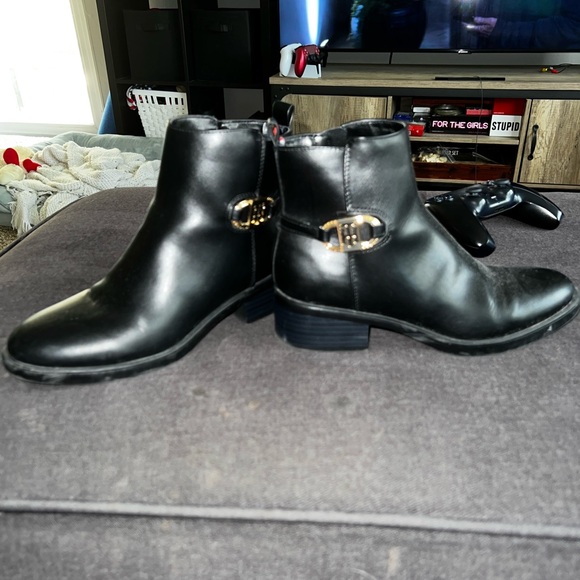 Tommy Hilfiger Women's Imiera Black Boot Size 7 - Picture 3 of 8